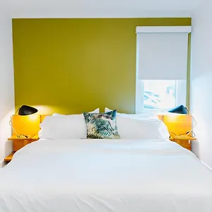 https://the-vinyl-at-music-row-1-bedroom-apartment-nashville.nashville-hotels.org