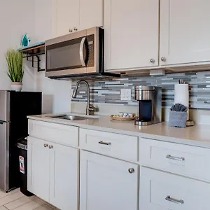 https://unit-14-maui-ohana-modern-studio.lahainahotels.net